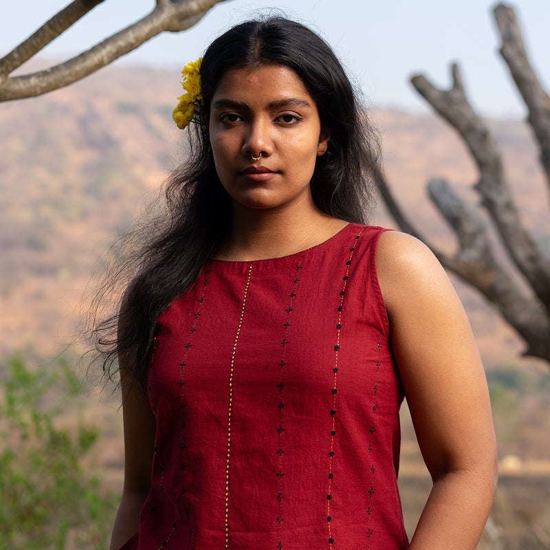 Surkh – Red Boatneck top