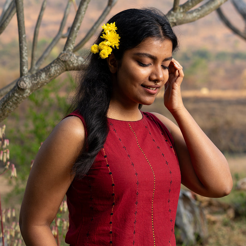 Surkh – Red Boatneck top